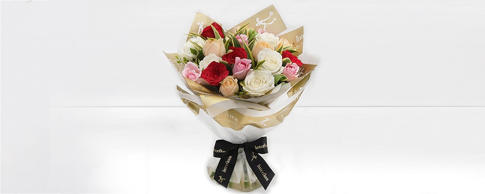 Mixed Roses Hand Tied Bouquet